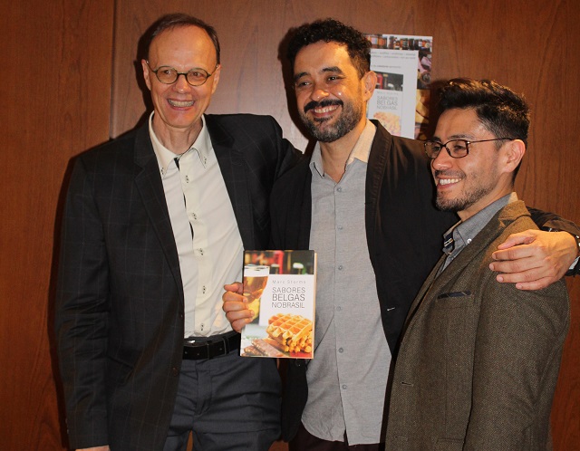 O autor Marc Storms com Arthur Cavalcante e David Morales