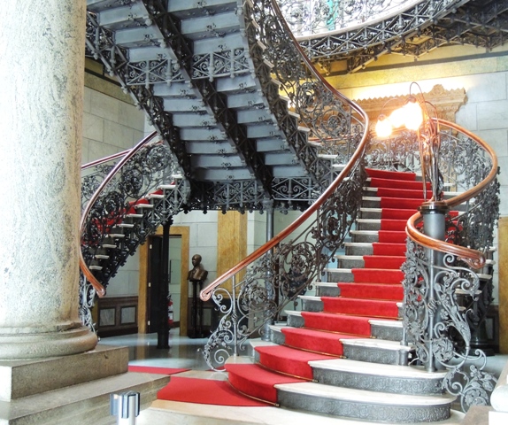Palacio da Liberdade Escadaria Belga